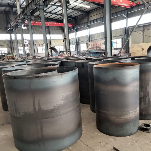 选择松原钢护筒的材质时考虑哪些条件？