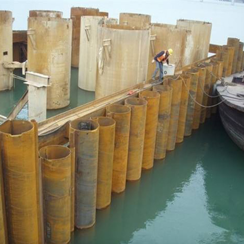 松原钢护筒现场安装